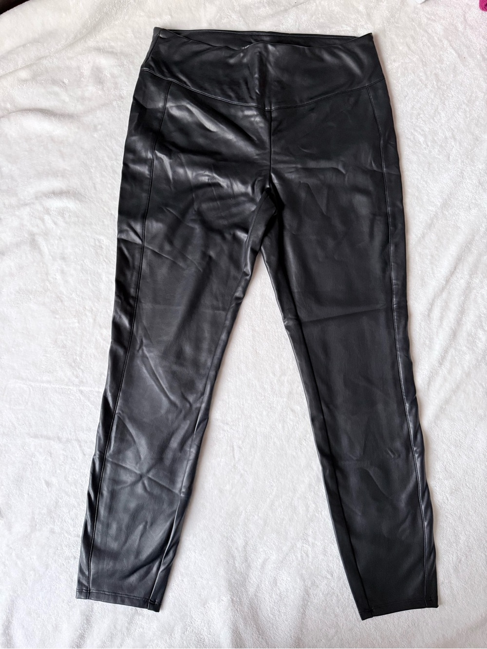 Reitmans Signature Black Faux Leather Pants
